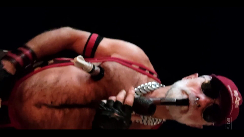 MusclesCigarsFFPig: Padrastro fumando pipa y bombeando pellizcos