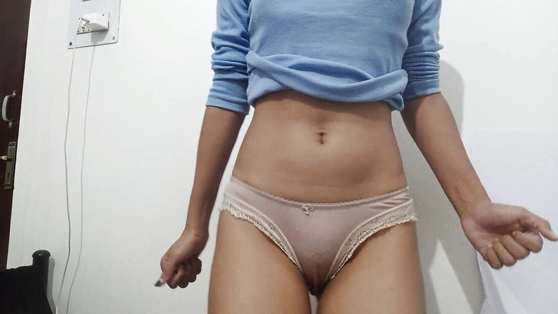 desigirl93: अनामिका 24 प्यारी गुलाबी चूत