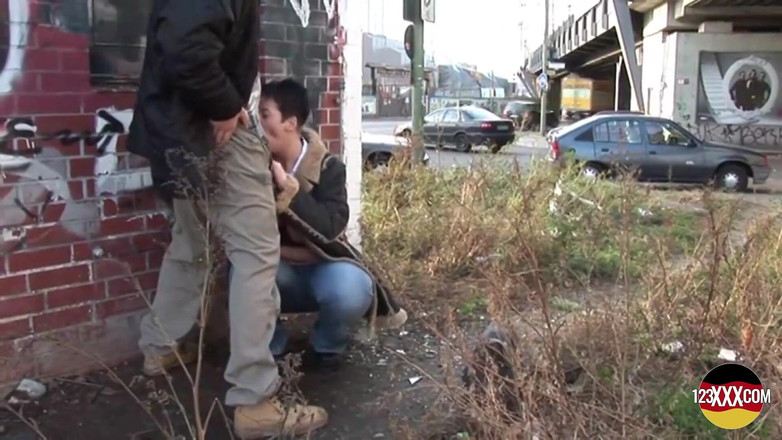 123XXX - Fucked Amateurs in Germany!: Krátkovlasá brunetka to miluje 