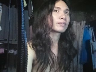Reynaldo6: The Beautiful Queen of the Skin of the Earth Is...
