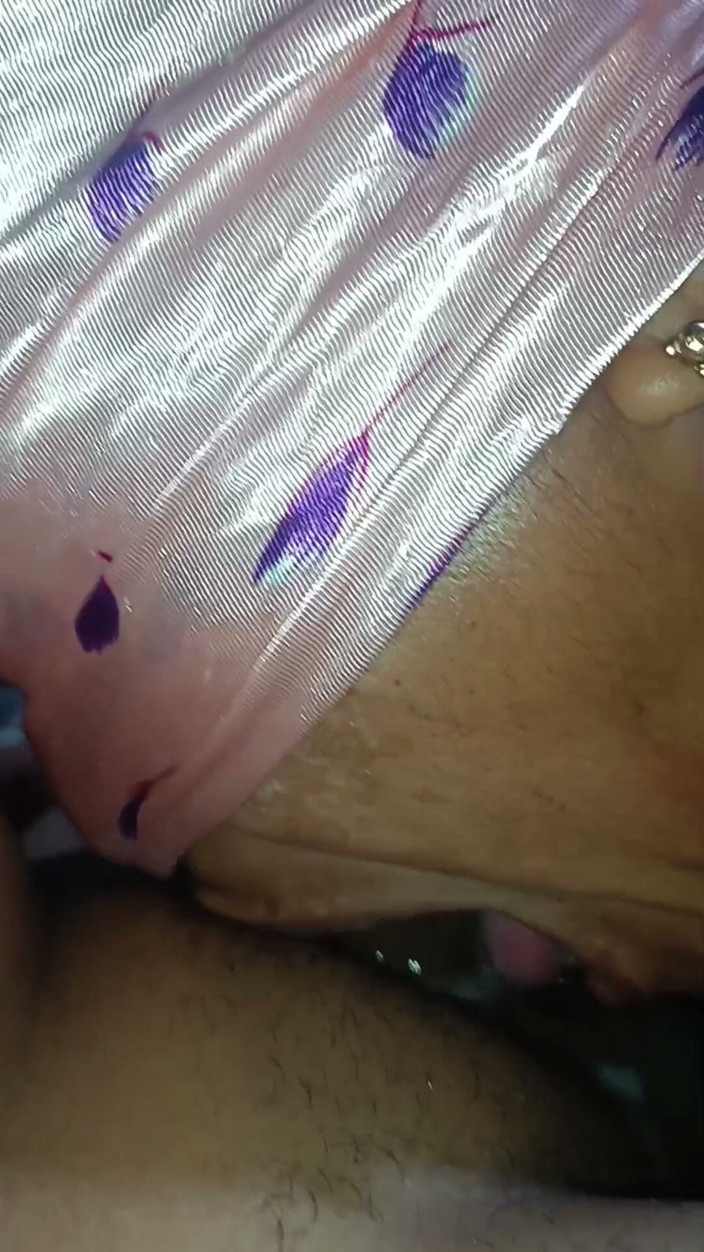 anal_queen_amateur: Золотокопающаяся милфа сосала мой член, как не было завтра и позволила мне кончить глубоко в ее глотку