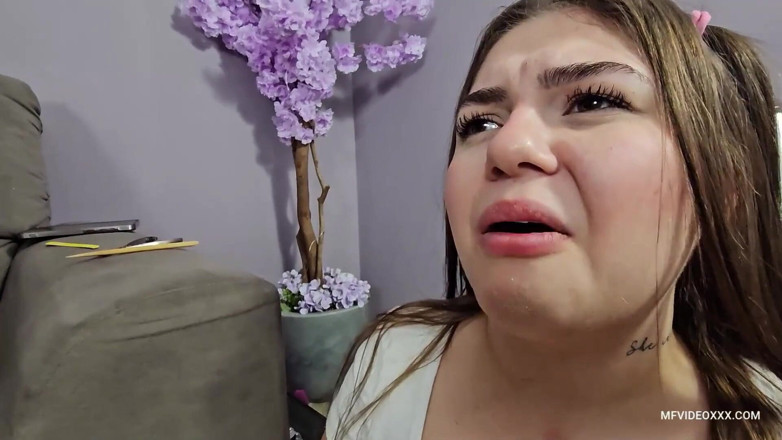 MF Feet: Sněz moje nehty, Manu