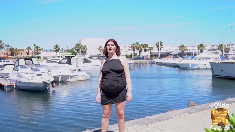 Porno Baguette: Leila, Naughty MILF, Loves Getting Banged by Two Cocks