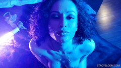 Stacy Bloom: Vollbusiges schätzchen harte muschi ficken und lutschen zu riesigem abspritzen,...