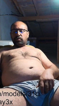 Your Efendin Was on the Air, Bitches