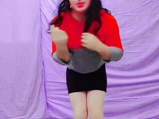 Ladyboy Kitty: Niñera Ladyboy sexy caliente bailarina cosplayer