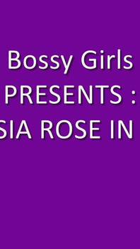 Anastasia Rose jest szarpniętą dziewczyną z udziałem Anastazji Rose
