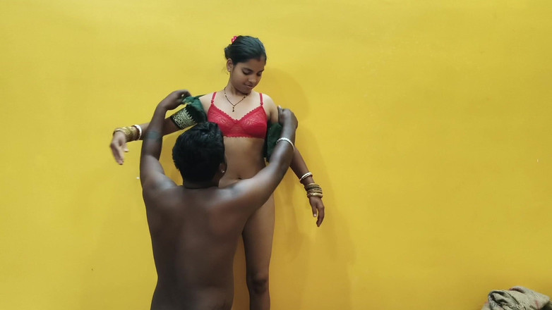 Nikku: 我第一次在我的嫂子我的房间里浪漫和硬操一整夜的印度热辣夫妇