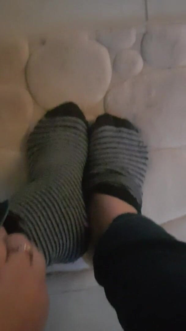 Faith's Feet Fetish: 내 양말을 벗고 긴 하루를 보낸 믿음의 발 페티쉬