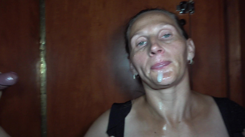 TuttiFruttiClub: Vicky and Jenny Glory Hole Blow