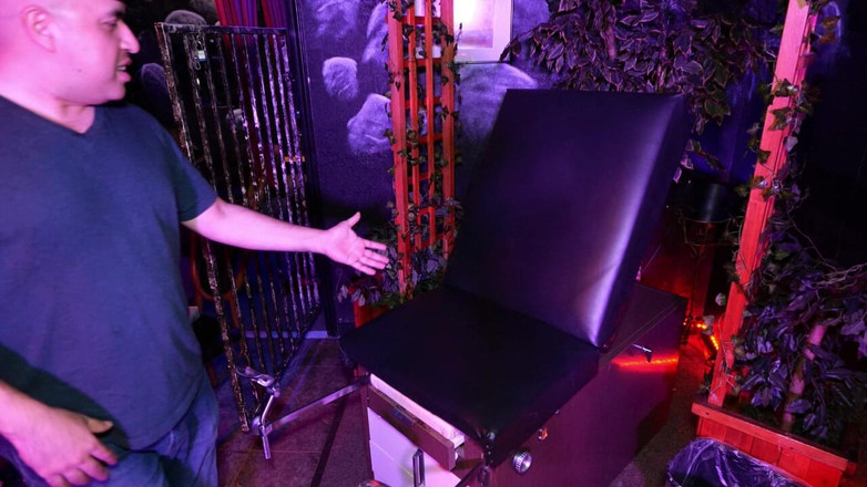 Iluv Shauna: ナチョが彼のセックスクラブの究極ツアーを教えてくれる