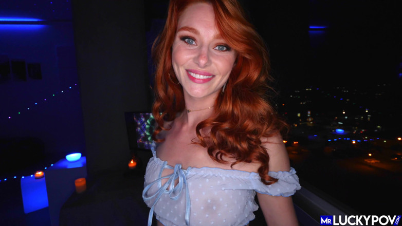 Mr.Lucky POV: Noche caliente con la vecina Lacy Lennon
