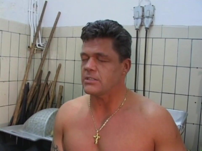 Absolute BDSM films - The original: Fetish kencing bercinta di kain