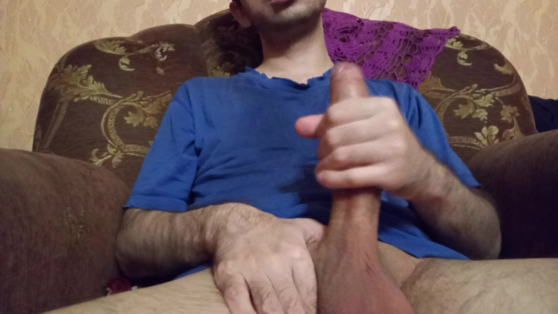 Alex Metallov: Obrovský penis na židli