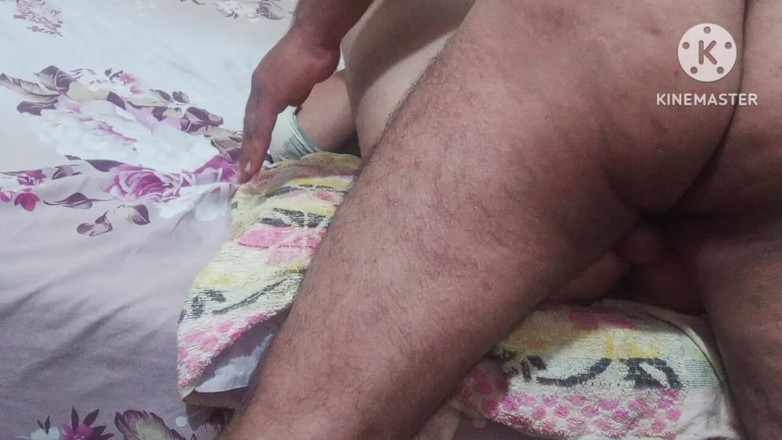 Lubnawife: Bigass Stepmom Is so Hot Mood Alone at Home