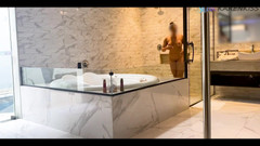 Karen Kiss: 我在午餐时间和家具推销员一起逃跑，戴绿帽子被发现 - Karenkiss