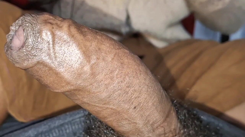 Busty Banuu: La cognata del vicino ha succhiato il cazzo