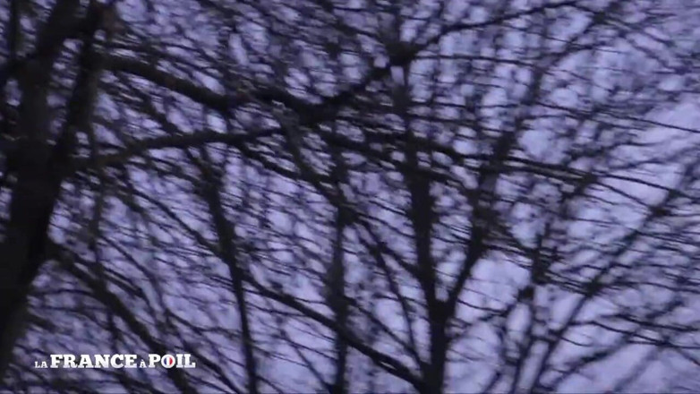 Papy Viewer: La matrigna cougar formosa si fa sbattere il culo