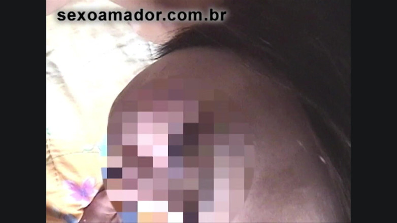 Amateurs videos: Sikimi emmeyi seviyor