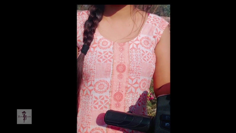 Zeni jaan: 義理の兄ランディバーズが出てきて、義理の妹が継母の家に行くとすぐに、ランディは家に連れて帰られて去られました