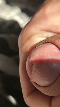 Non coupé, branlette et éjaculation