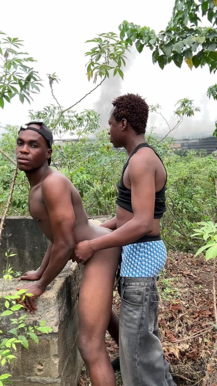 Purplecum: Neukpartij in het bos