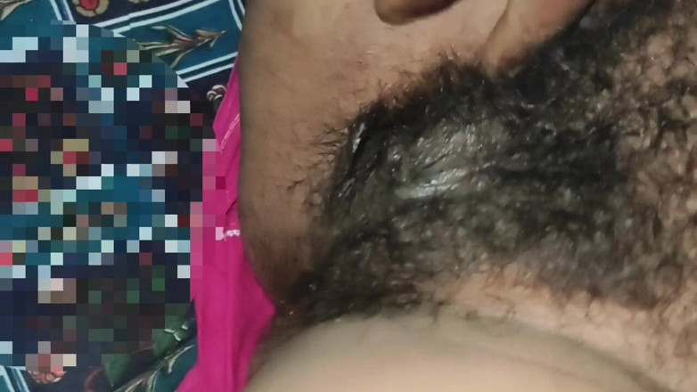 Sexy aunty: Nouvelle vidéo de sexe dans un couple de villageois indiens