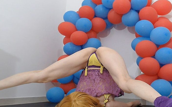 Brazilian Miss Fetishes: Balonowy fetysz mają zabawę orgazm jizzing i blowup