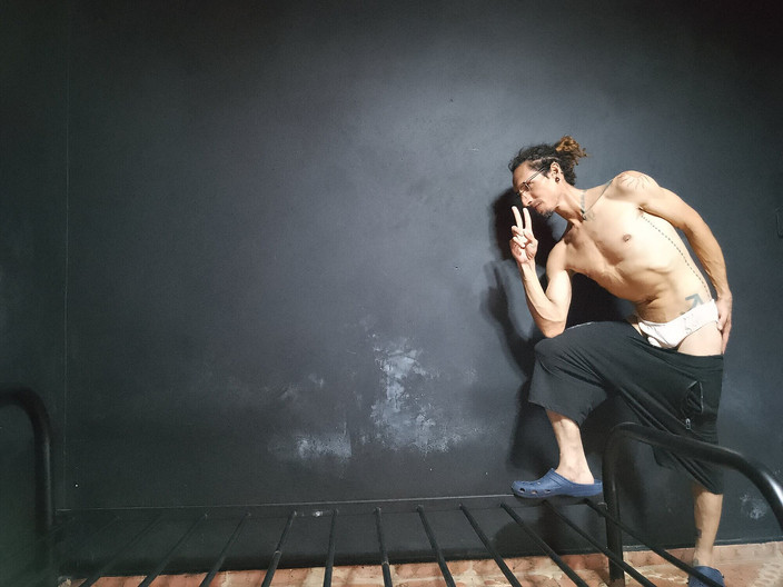 Raba erre elle: 정액을 삼키고 작별 인사를 할 때, 나는 너의 사랑을 기억하고 싶었다: 라바 에레 빅