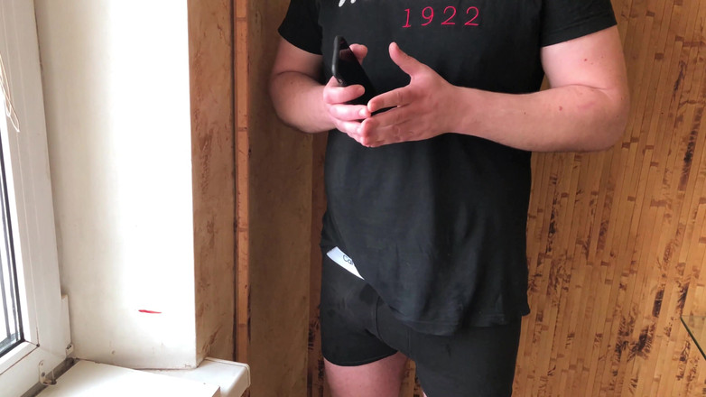 ArinaMills: Macocha przyłapała mnie na szarpaniu i zmusiła mnie do spuszczania...