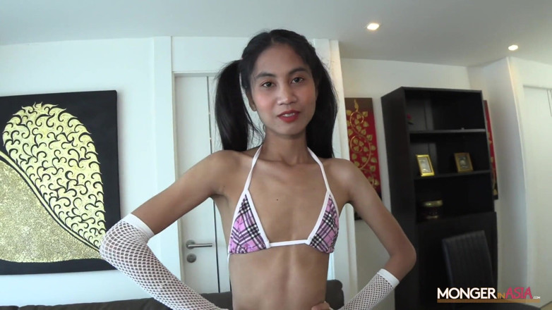 Monger In Asia: Bargirl siêu gầy bị bắn tinh dịch