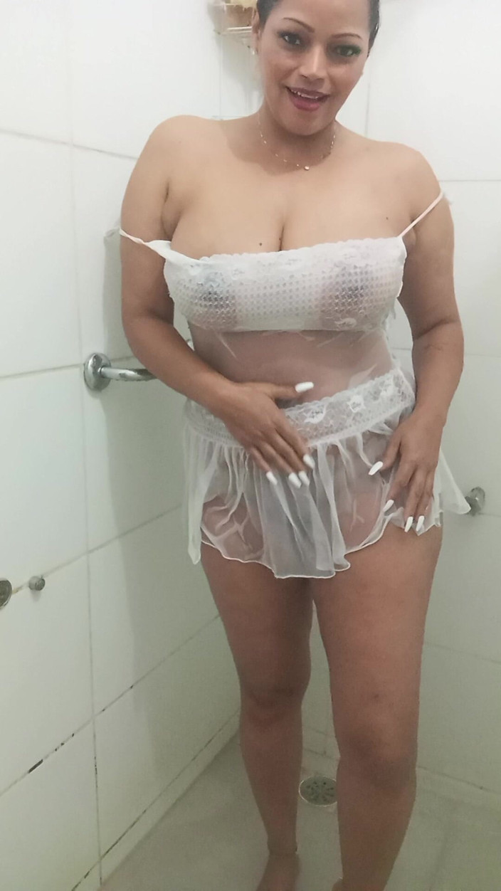 RoyalComedian46: Bruna birichina