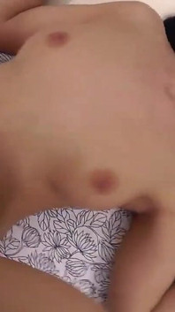 Awek mengongkek dan makan sperma