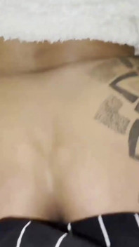 Vicina miLF tatuata dominata duramente a pecorina
