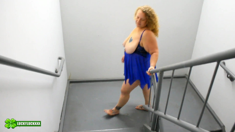 Lucky Luck XXX: Lucky Gurl Kween Bunny B - BBC Throat Fucking and Ass...