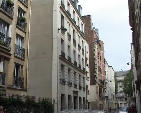 La France a Poil: Dalla strada al letto, questa splendida bionda viene inculata
