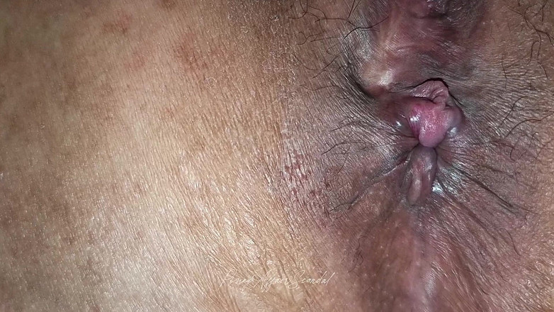 TeenPinayCloseUp: Pinay Fresh-faced Teen's Innocent Pussy Creamed