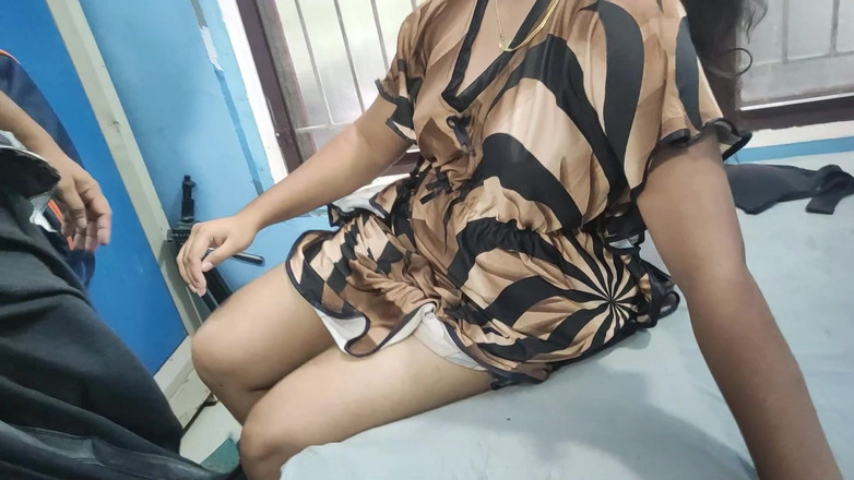 Vaigavarun45: Desi Indian Malayali Couple Nighty Hard Fuck in Bedroom