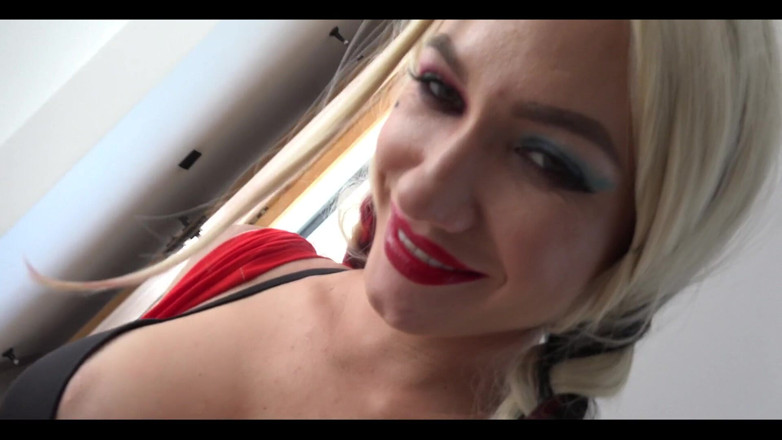 Angel The Dreamgirl: Milf loira