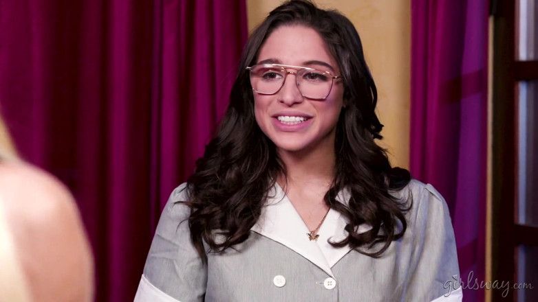 Girlsway: GIRLSWAY - Abella Danger e Luna Star, a empregada esguichando