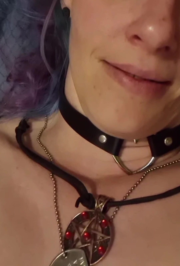 KittieNoOne: Kittienoone ha provato a filmarsi si scopa e squirta