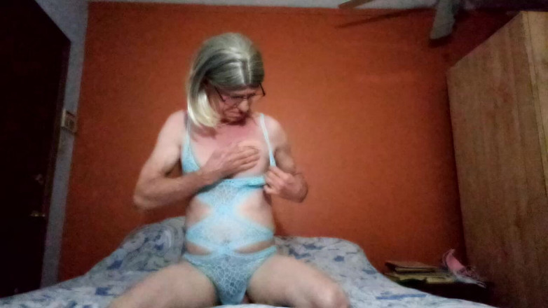 loveitall123499: New Here Hope You All Like