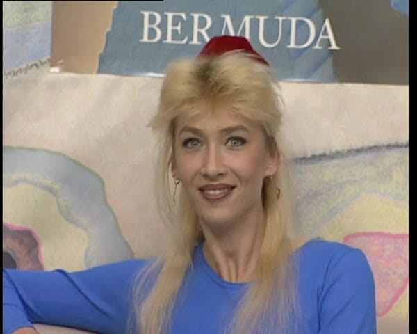 YOUR FIRST PORN: Konigin Der 90 Er Jahre - Etiene Queen of the 90s - Etiene