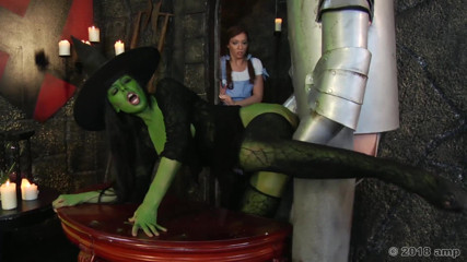 Adventures In Pornland: Non il mago di Oz XXX - S6 - Brandy Aniston, DickChibbler,...