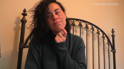 Natalie Wonder: La matrigna guarisce la tua piccola pipì ferita