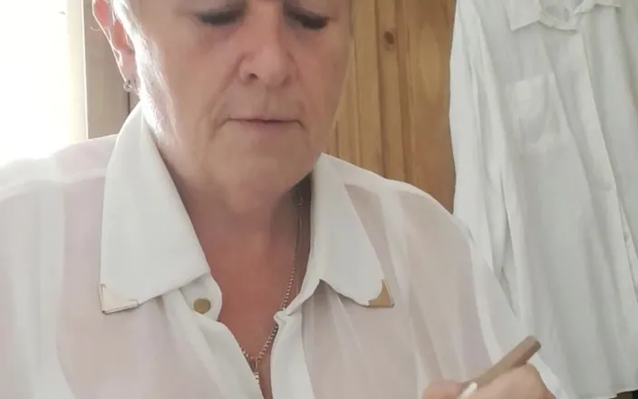 Uk Joolz: Now I'm dressed, let's get the hair sorted