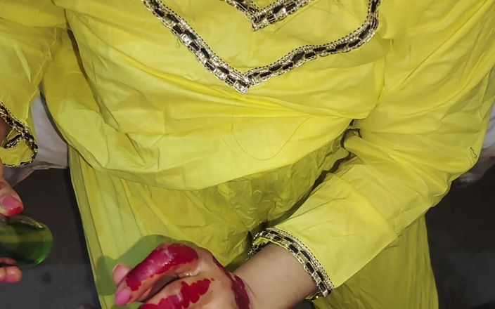 Faryal: Des demi-sœurs sucent.