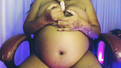 HotGirl21: Behaarte muschi fingert boos, lutscht arsch spielt nackt.