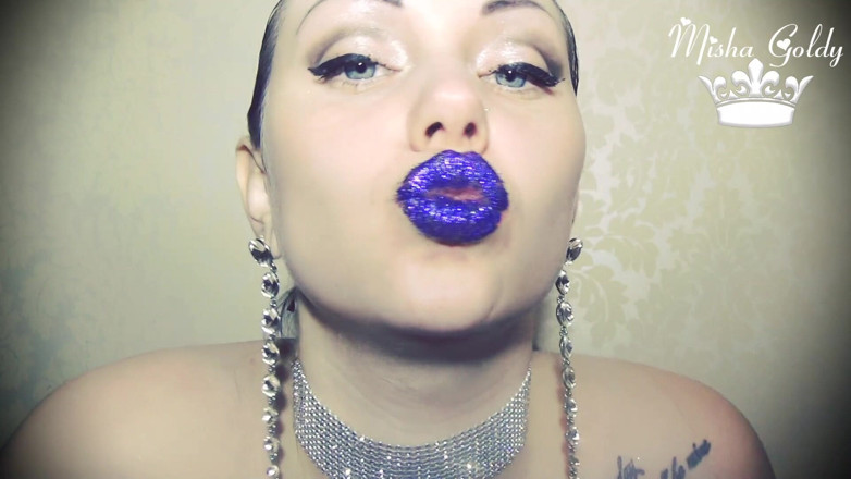 Goddess Misha Goldy: Buze pline de sclipici albastre pline de farmec