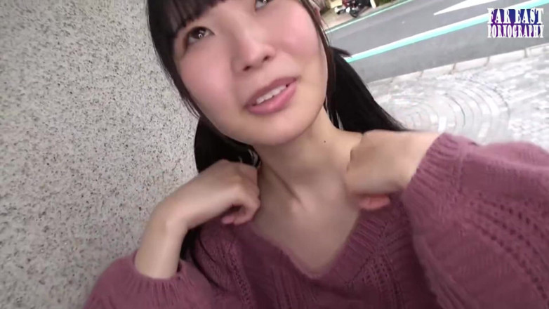 Far East pornography: からかうAカップの魅力的なキャラクターが激しく高揚させるのを覗かせる曲線 パート3
